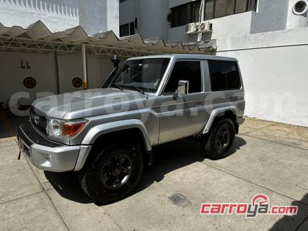 Toyota Land Cruiser 2011 - imagen secundaria 1