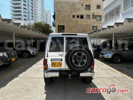 Toyota Land Cruiser 2011 - imagen secundaria 2