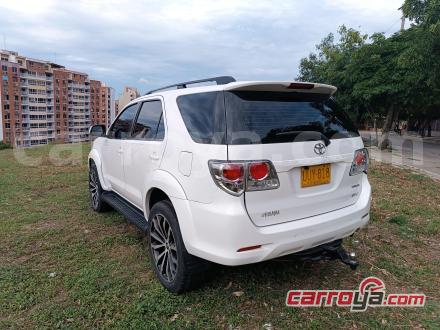 Toyota Fortuner 2015 - imagen secundaria 1