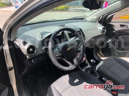 Chevrolet Sonic 2015 - imagen secundaria 1