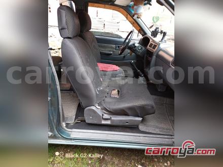 Nissan D21 2007 - imagen secundaria 1