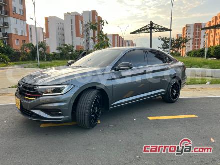 Volkswagen Jetta Sportline Beats 2019 - imagen secundaria 1