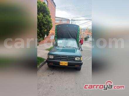 Mazda B2000 1990 - imagen secundaria 1