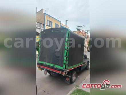 Mazda B2000 1990 - imagen secundaria 2