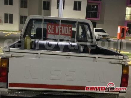 Nissan D21 1992 - imagen secundaria 1