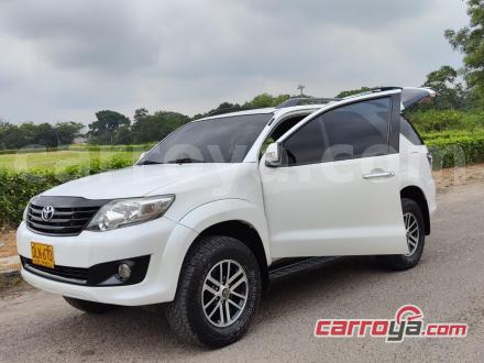 Toyota Fortuner 2012 - imagen 1