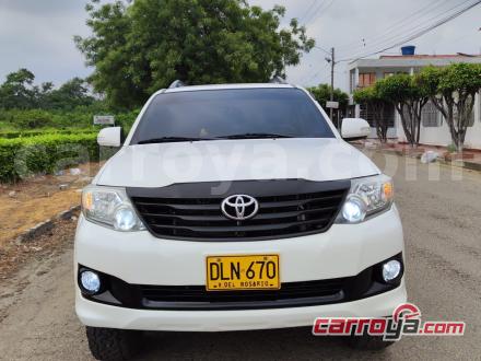 Toyota Fortuner 2012 - imagen secundaria 2