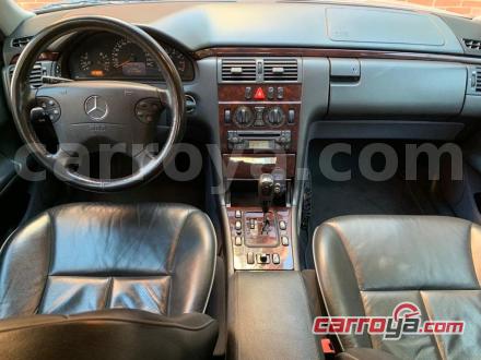 Mercedes Benz Clase E 2001 - imagen secundaria 2
