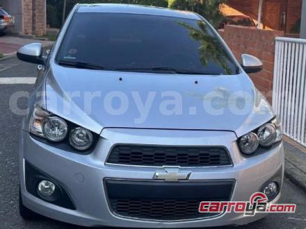 Chevrolet Sonic 2015 - imagen secundaria 1