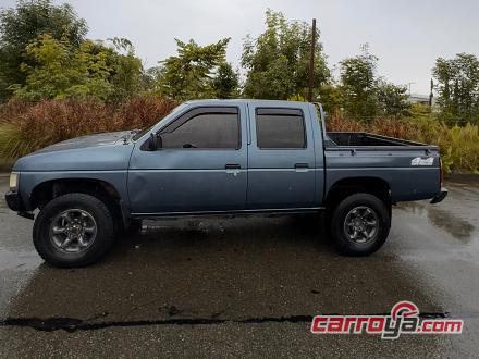 Nissan D21 2002 - imagen secundaria 2