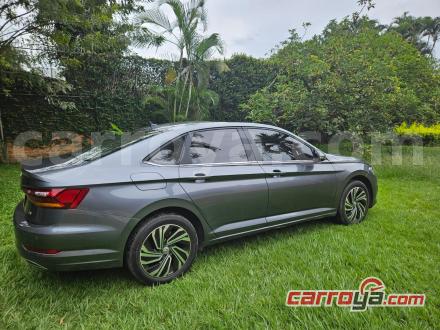 Volkswagen Jetta Sportline Beats 2019 - imagen secundaria 2