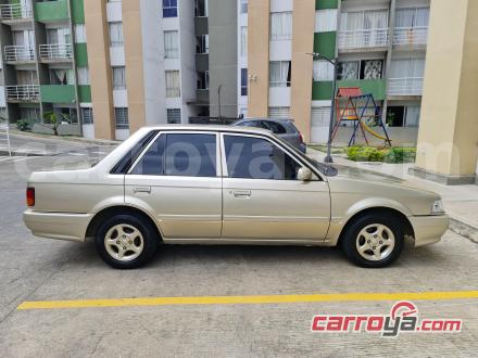 Mazda 323 2001 - imagen secundaria 2