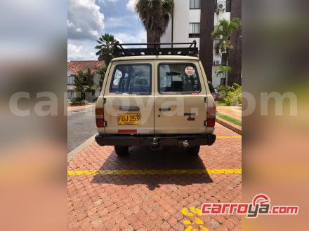 Toyota Land Cruiser 1982 - imagen secundaria 1