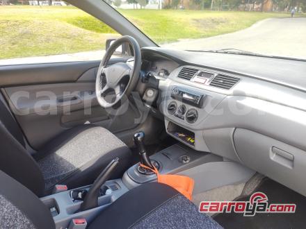 Mitsubishi Lancer 2005 - imagen secundaria 2