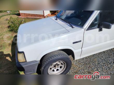 Mazda B2000 1991 - imagen secundaria 1