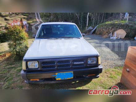Mazda B2000 1991 - imagen secundaria 2