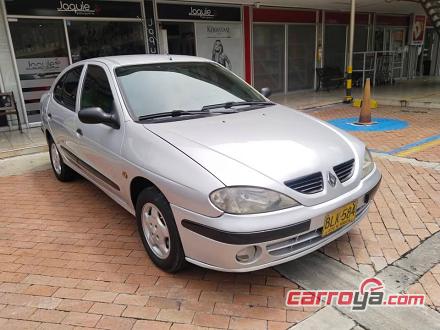 Renault Megane 2001 - imagen secundaria 2