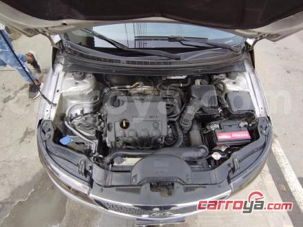 KIA Cerato Forte 2013 - imagen secundaria 2