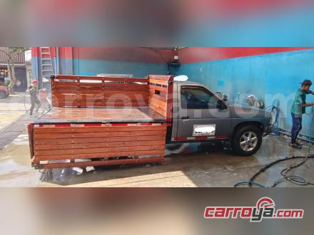 Nissan D21 2008 - imagen secundaria 1