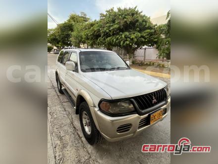 Mitsubishi Nativa 2001