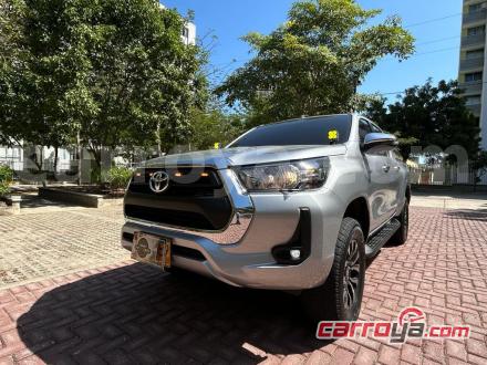 Toyota Hilux 2023 - imagen secundaria 1