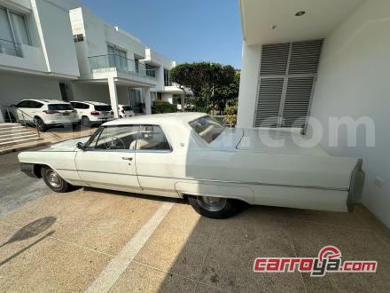 Cadillac Deville 1956 - imagen secundaria 1