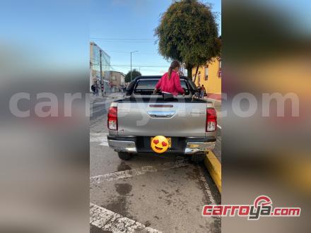 Toyota Hilux 2022 - imagen secundaria 2