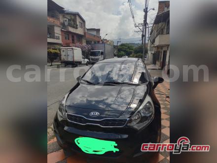 KIA Rio Spice 2013 - imagen secundaria 1