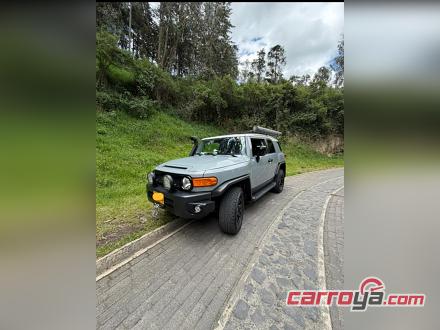 Toyota FJ Cruiser 2023