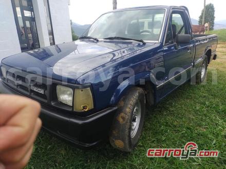 Mazda B2200 1994 - imagen secundaria 2