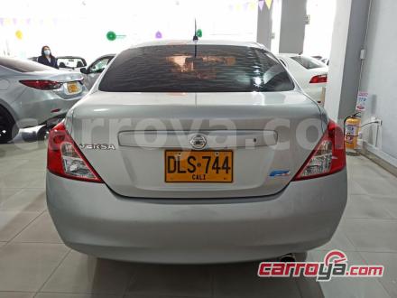 Nissan Versa 2012 - imagen secundaria 1