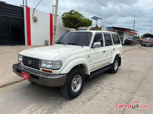 Camionetas Toyota Burbuja en Colombia | CarroYa