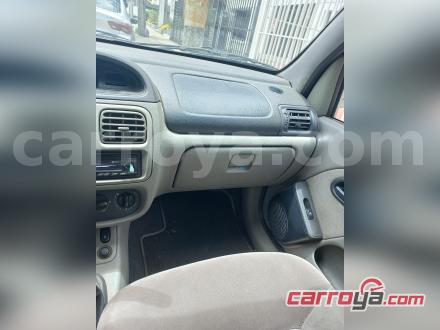Renault Clio 2003 - imagen secundaria 1