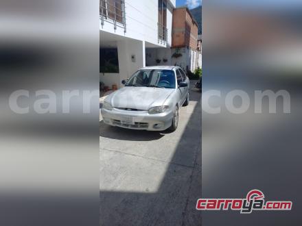 Hyundai Accent 2004 - imagen secundaria 1