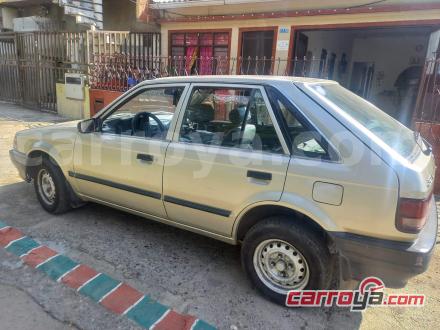 Mazda 323 1994 - imagen 1