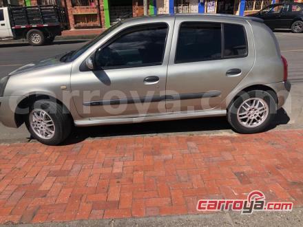 Renault Clio 2005 - imagen 1