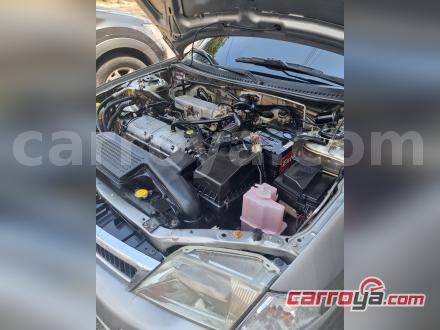 Ford Laser 2002 - imagen secundaria 2