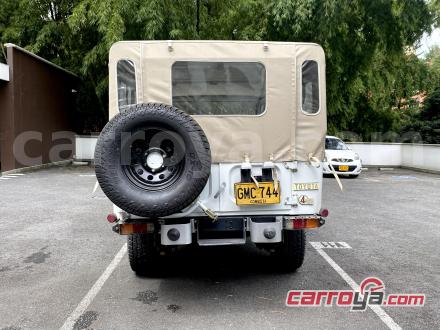 Toyota FJ43 1981 - imagen secundaria 2