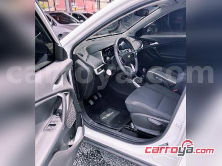 Chevrolet Tracker 2023 - imagen secundaria 1