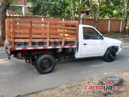Nissan D21 1994 - imagen secundaria 1