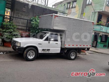 Mazda B2000 1990 - imagen secundaria