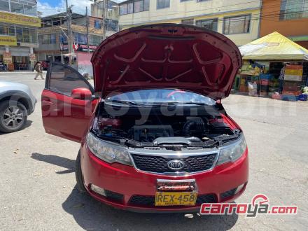 KIA Cerato Forte 2011 - imagen secundaria 2