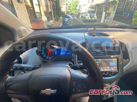 Chevrolet Sonic 2015 - imagen secundaria 1