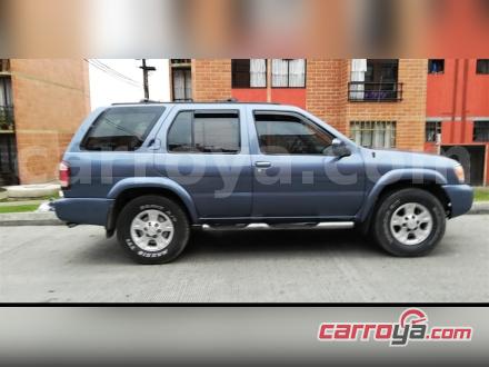 Nissan Pathfinder 2001 - imagen 1