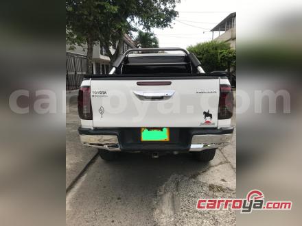 Toyota Hilux 2020 - imagen secundaria 1
