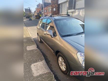 KIA Carens Rondo 2012 - imagen secundaria 1