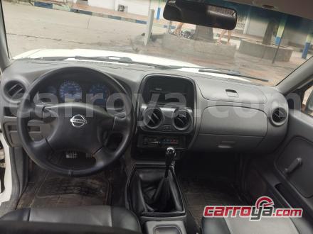 Nissan D22 2015 - imagen secundaria 2