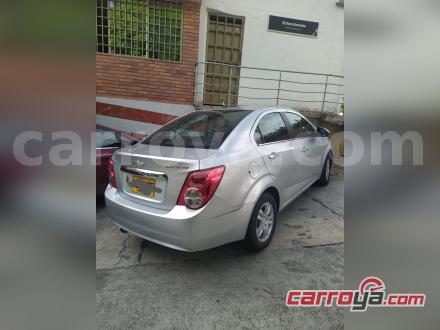 Chevrolet Sonic 2013 - imagen 1