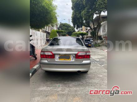 Mazda 626 2004 - imagen secundaria 2