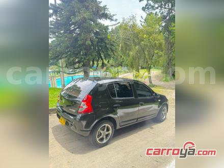 Renault Sandero 2011 - imagen 1